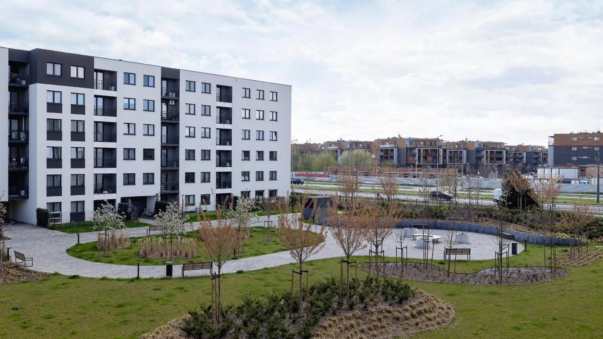 Beautiful & Spacious 1 Bedroom Apartament With Balcony By Noclegi Renters Krakow 0*,  Poland